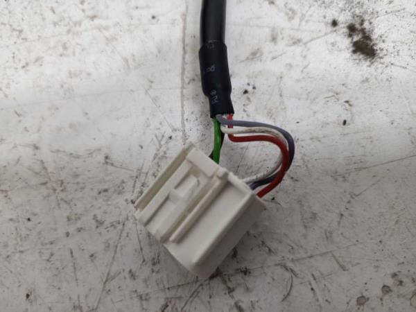 RETRO GAUCHE TOYOTA YARIS 09/2011-08/2014 5-PIN - Vue 3